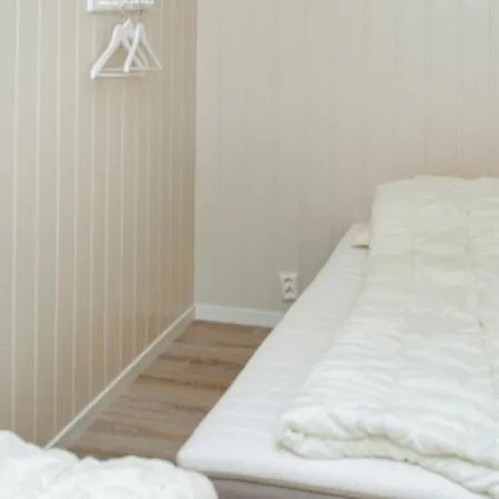 Semesterbostad 2 Bedroom Lovely In