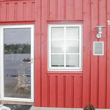 Holiday home 2 Bedroom Lovely In Sjernaroy